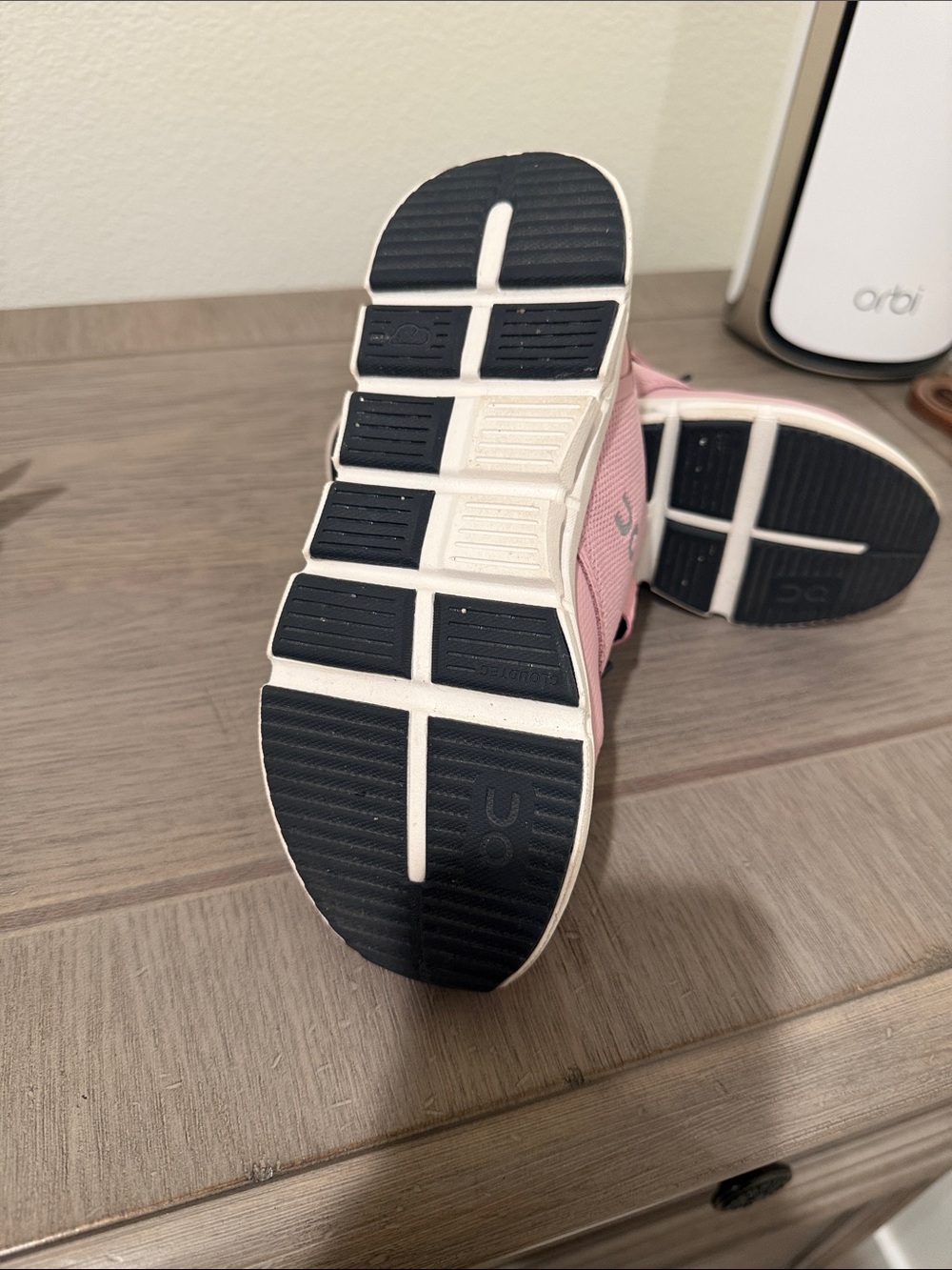 On Running Kids Pink and Black Cloud-Style Velcro Sneakers - Picture 2 of 2